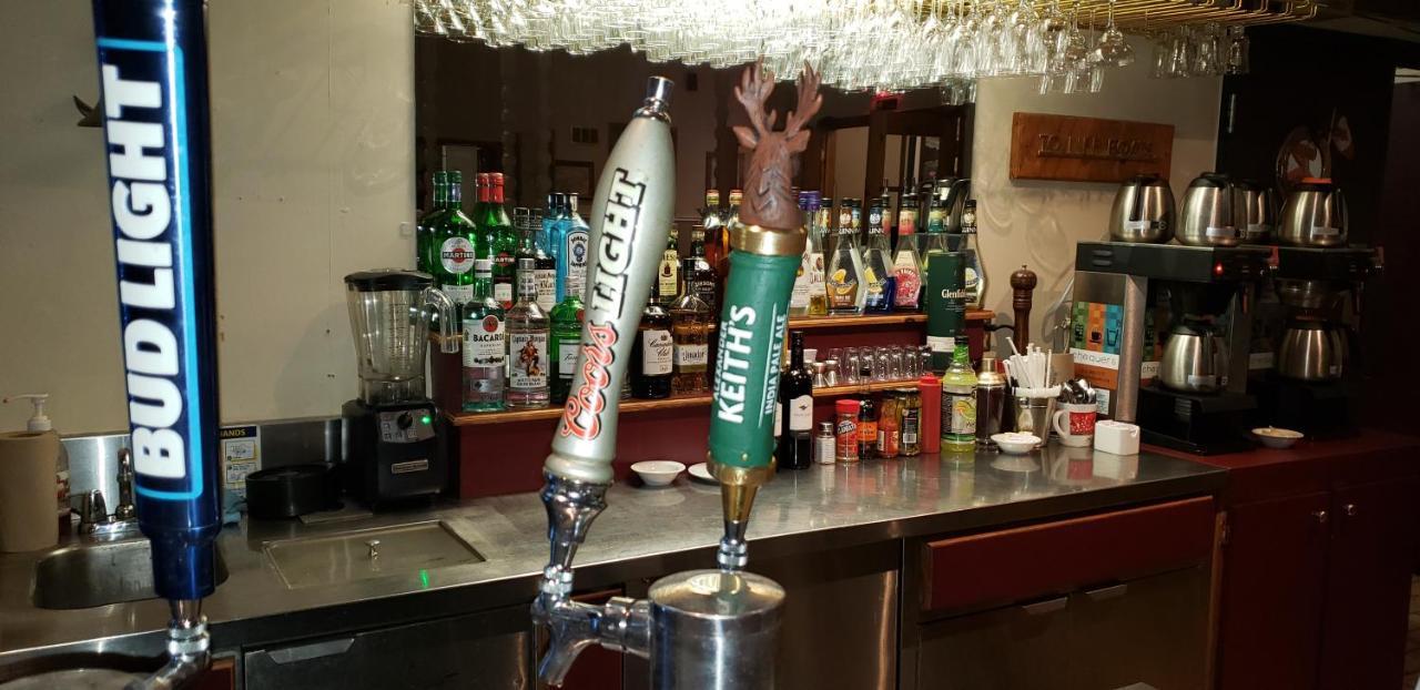 Quality Inn & Suites 1000 Islands Gananoque Eksteriør bilde